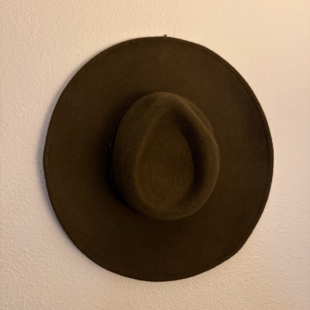 World Market Ladie’s Hat